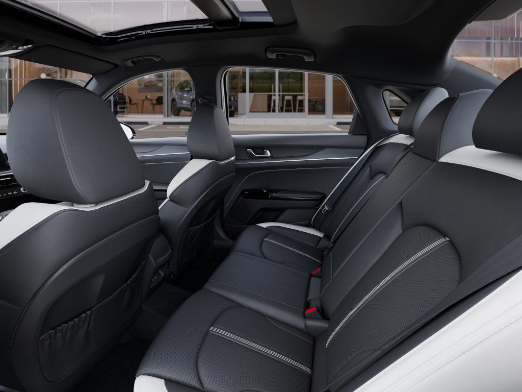 new 2025 Kia K5 car, priced at $30,179