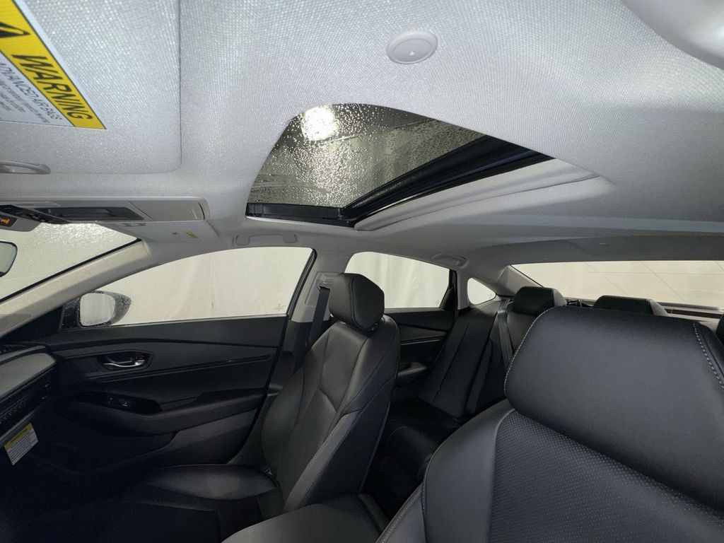 new 2025 Honda Accord Hybrid car, priced at $40,450