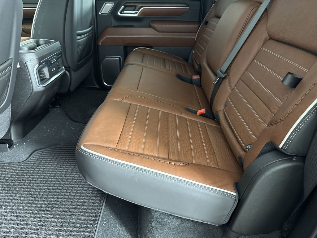 new 2025 GMC Sierra 2500HD car, priced at $94,014