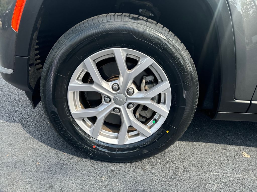 used 2021 Jeep Grand Cherokee L car, priced at $27,990