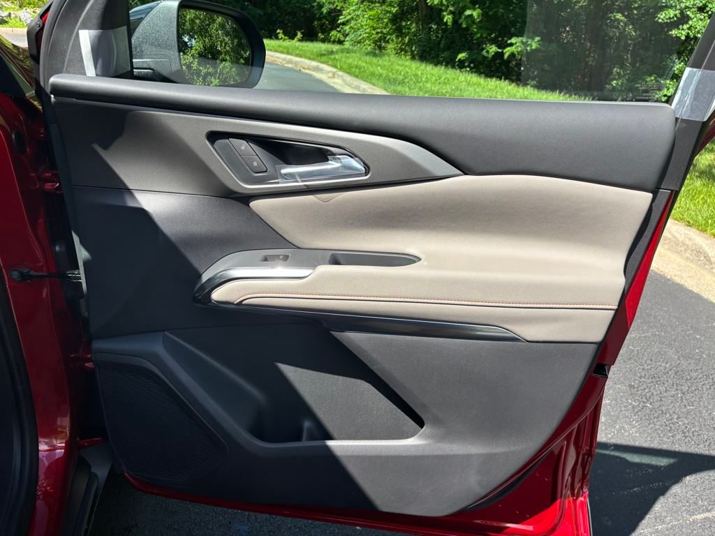 new 2025 Chevrolet Traverse car, priced at $45,190