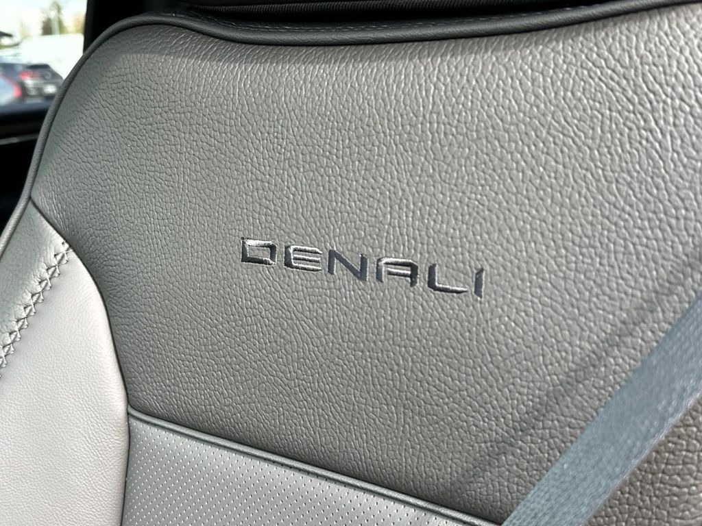 new 2025 GMC Sierra 2500HD car, priced at $85,547