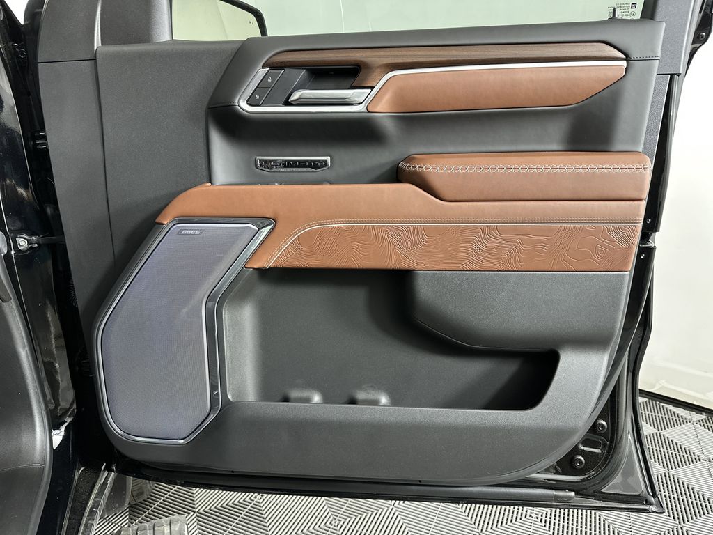 new 2025 GMC Sierra 1500 car, priced at $78,239