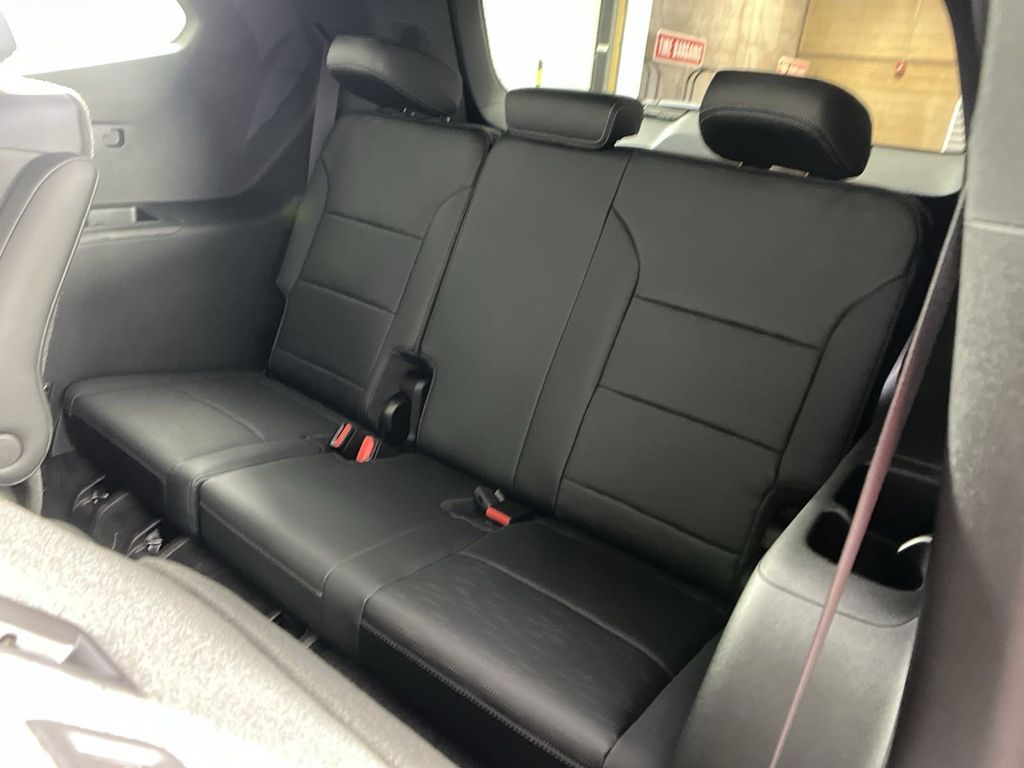new 2025 Buick Enclave car, priced at $46,530