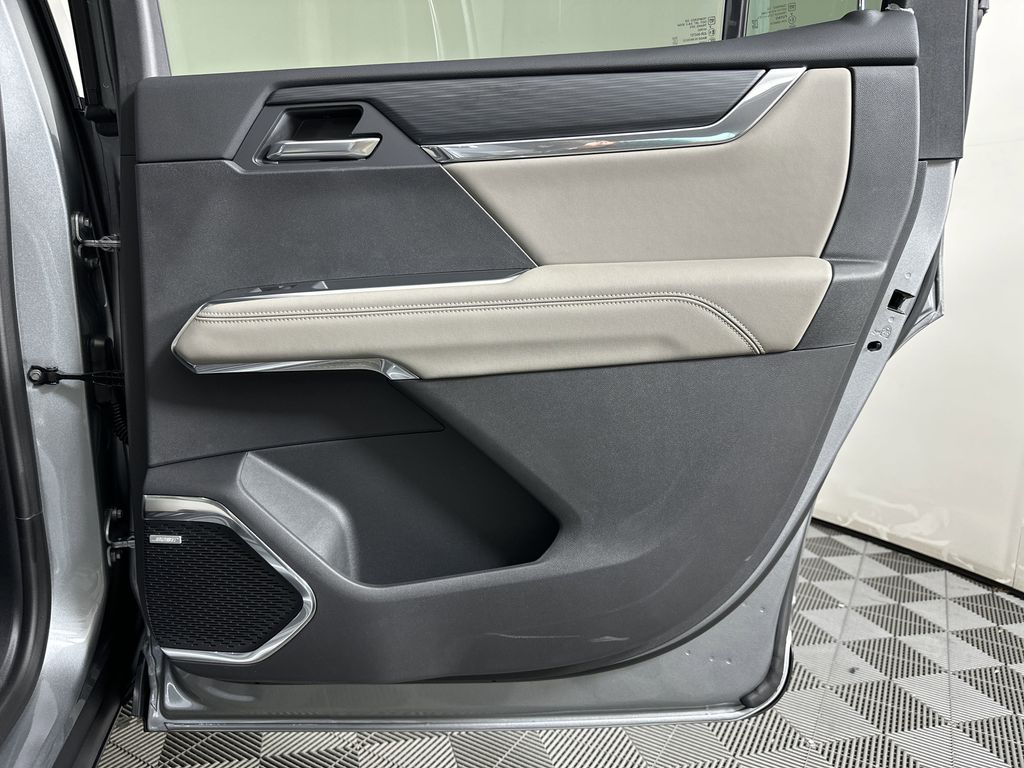 new 2025 GMC Acadia car, priced at $45,824