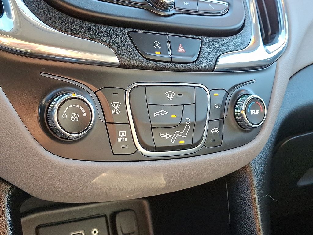 used 2022 Chevrolet Equinox car, priced at $20,995