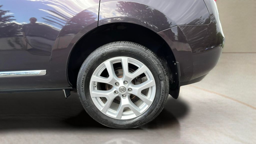 used 2013 Nissan Rogue car, priced at $13,300