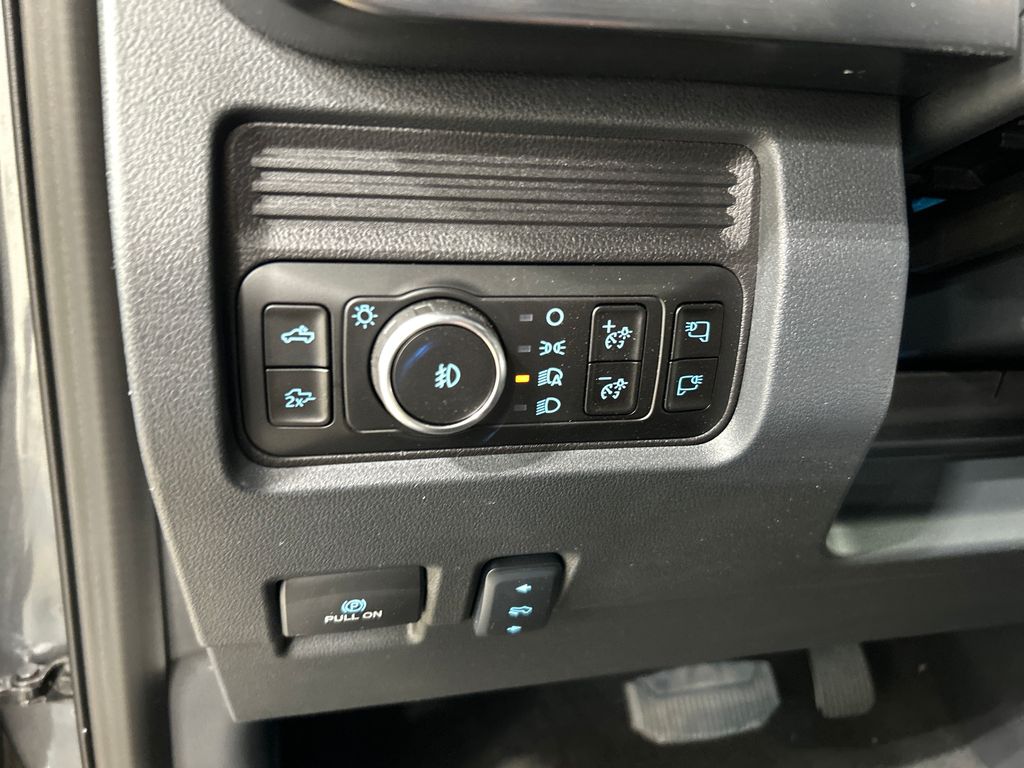 new 2025 Ford F-250SD car, priced at $77,915
