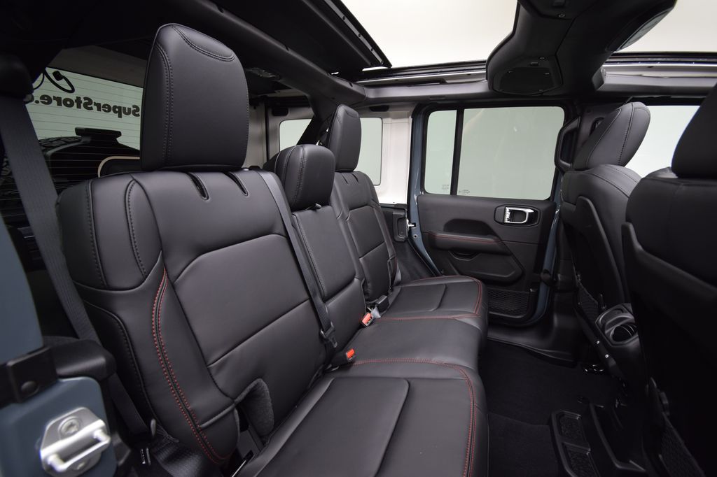 new 2025 Jeep Wrangler car, priced at $66,610