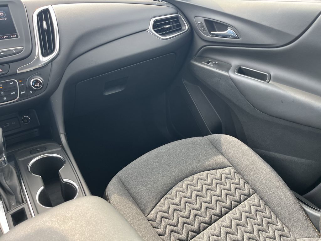 used 2022 Chevrolet Equinox car, priced at $20,991