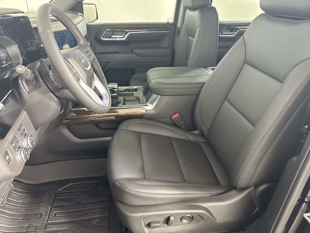 new 2025 GMC Sierra 1500 car, priced at $60,424
