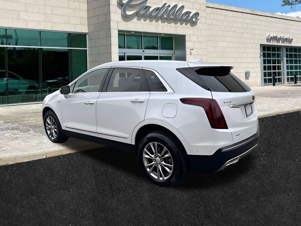 used 2023 Cadillac XT5 car, priced at $32,950