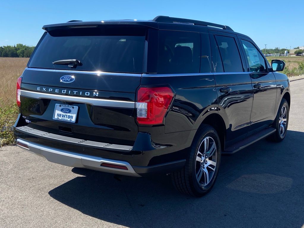 new 2024 Ford Expedition car, priced at $57,871