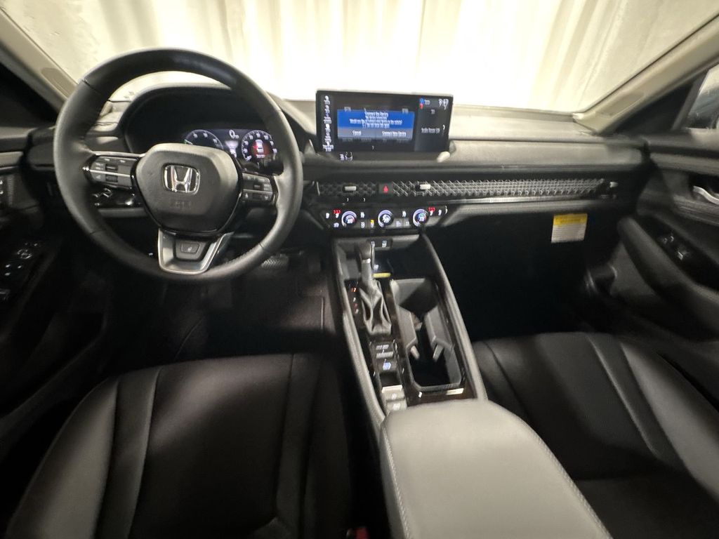 new 2025 Honda Accord Hybrid car, priced at $40,450