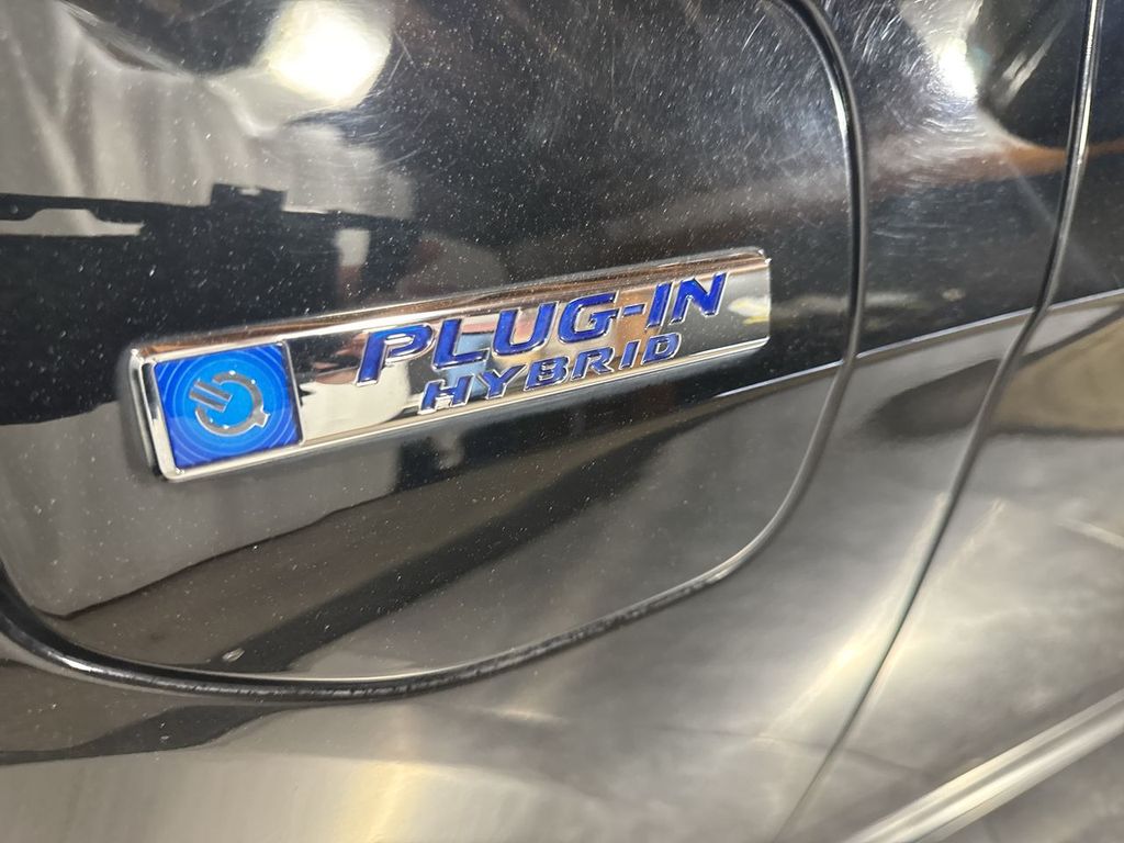 used 2018 Honda Clarity Plug-In Hybrid car, priced at $19,927