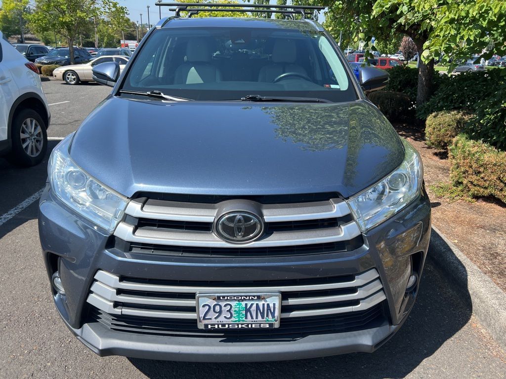 used 2018 Toyota Highlander car, priced at $24,655