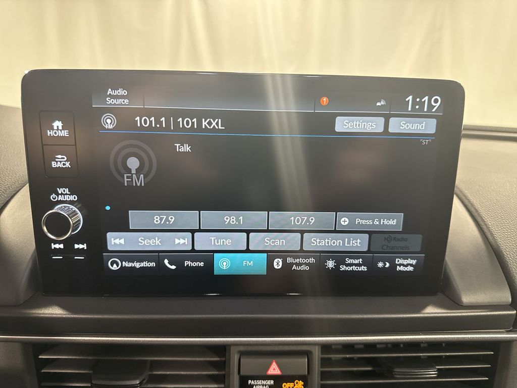 new 2025 Honda Pilot car, priced at $57,215