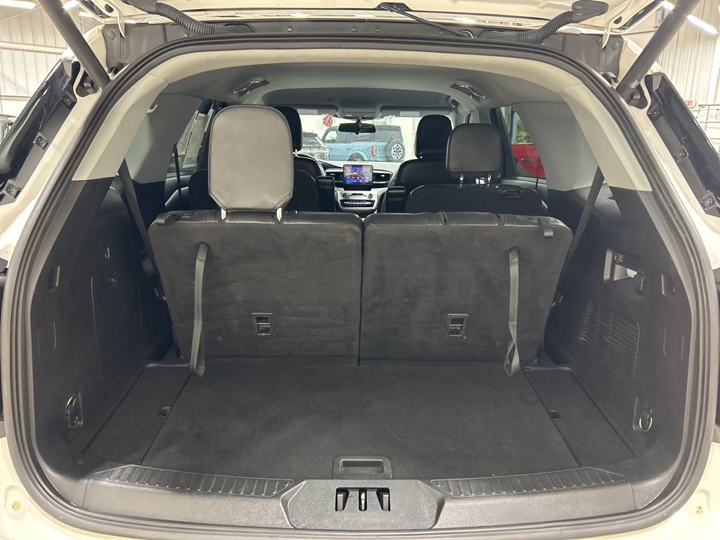 used 2022 Ford Explorer car, priced at $28,999