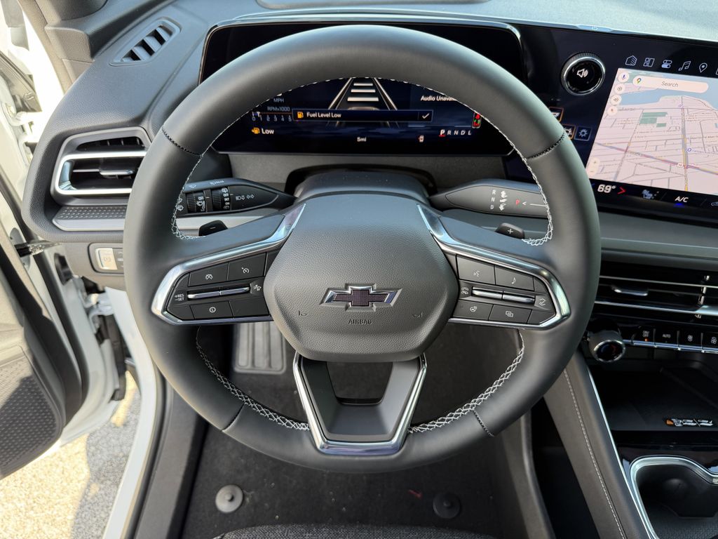 new 2026 Chevrolet Traverse car, priced at $38,480