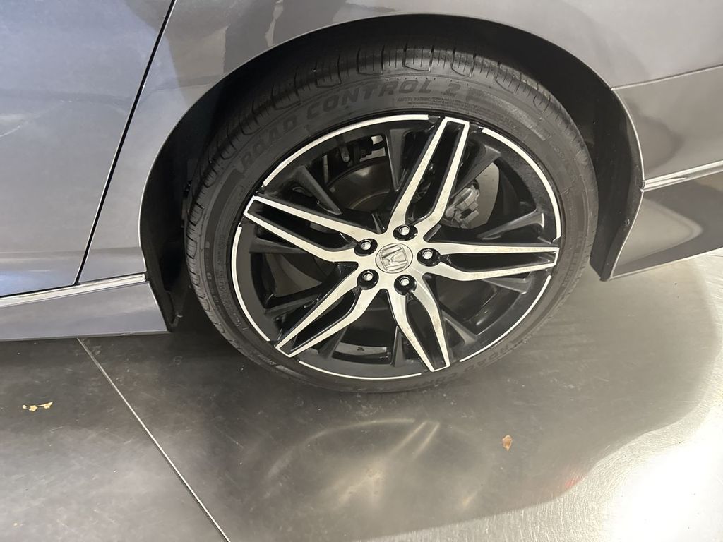 used 2022 Honda Accord Hybrid car, priced at $29,438