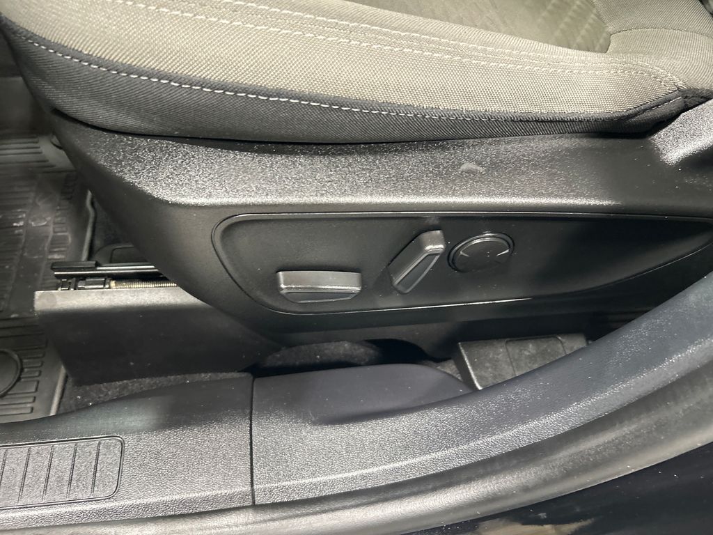 used 2022 Ford Escape car, priced at $22,942