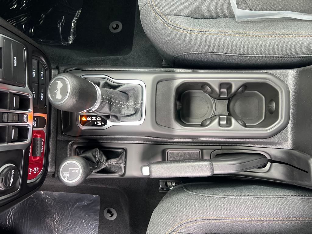 new 2025 Jeep Wrangler car, priced at $45,868