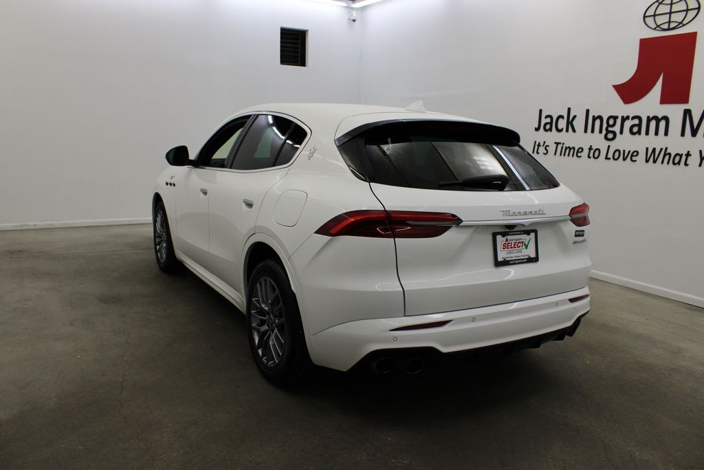 used 2024 Maserati Grecale car, priced at $38,997