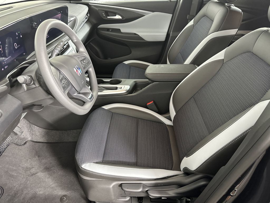 new 2025 Buick Envista car, priced at $25,785