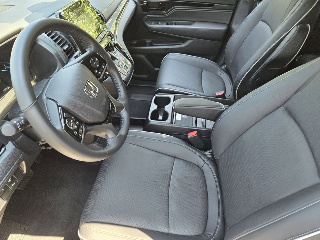used 2024 Honda Odyssey car, priced at $45,991