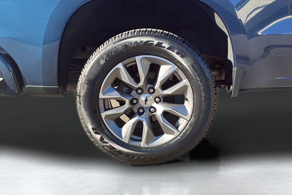 used 2020 Chevrolet Silverado 1500 car, priced at $31,200