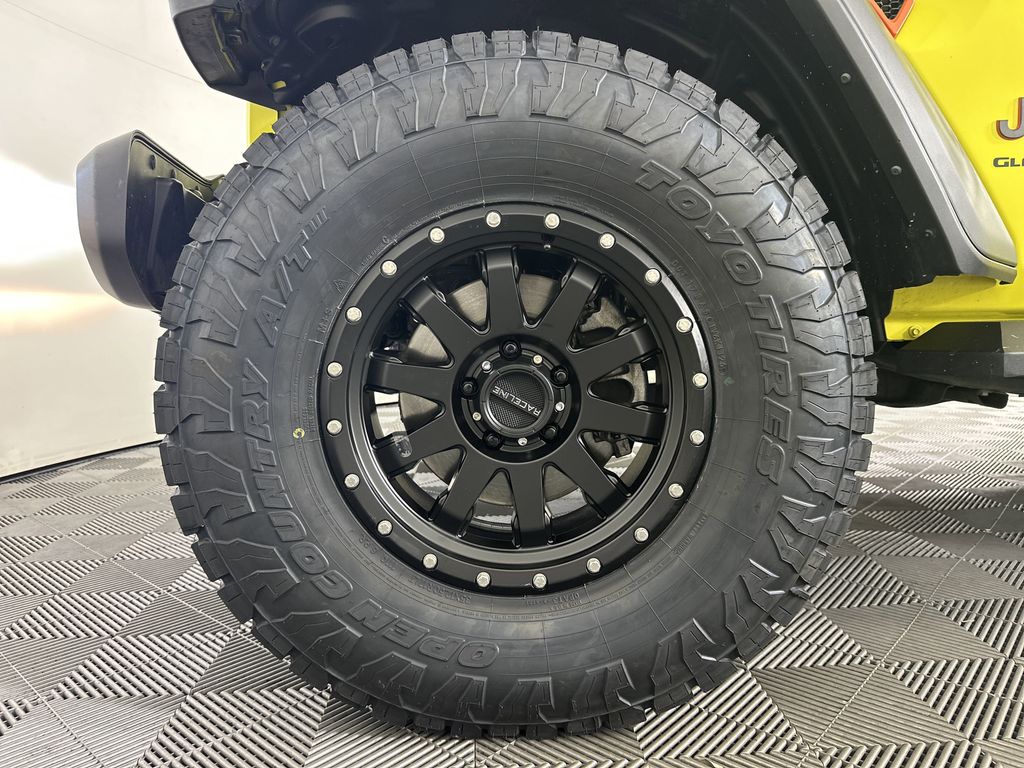 used 2023 Jeep Gladiator car, priced at $36,798