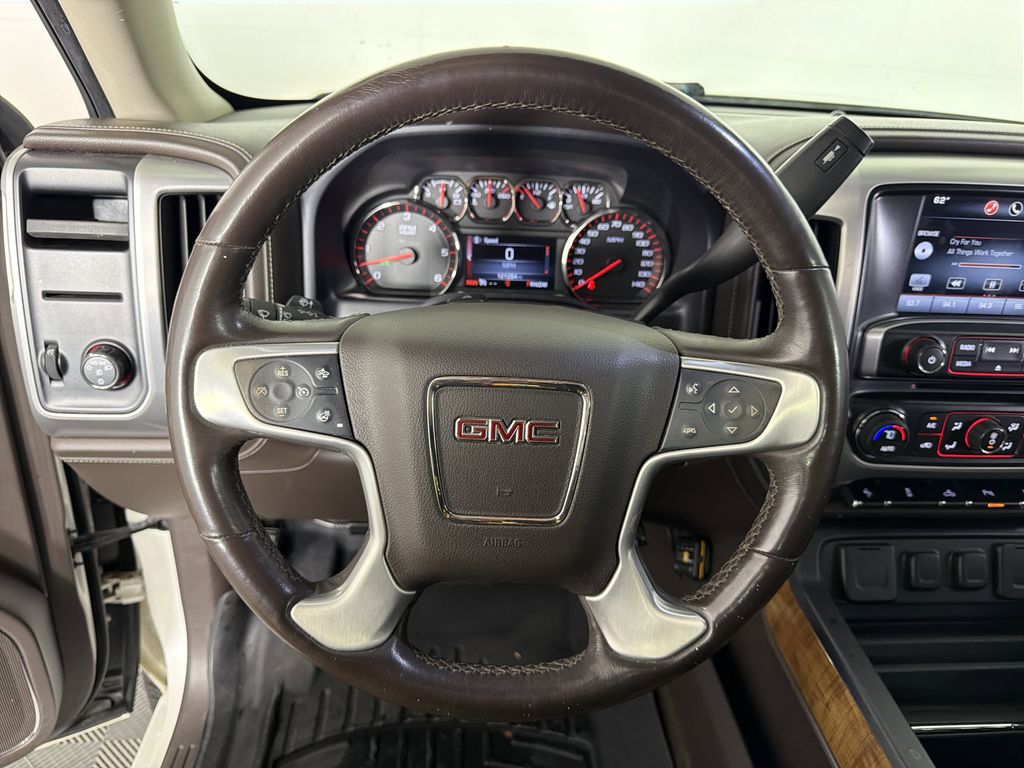 used 2015 GMC Sierra 1500 car, priced at $25,995