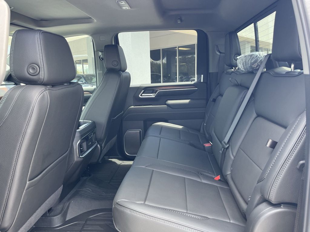 new 2025 GMC Sierra 2500HD car, priced at $79,336