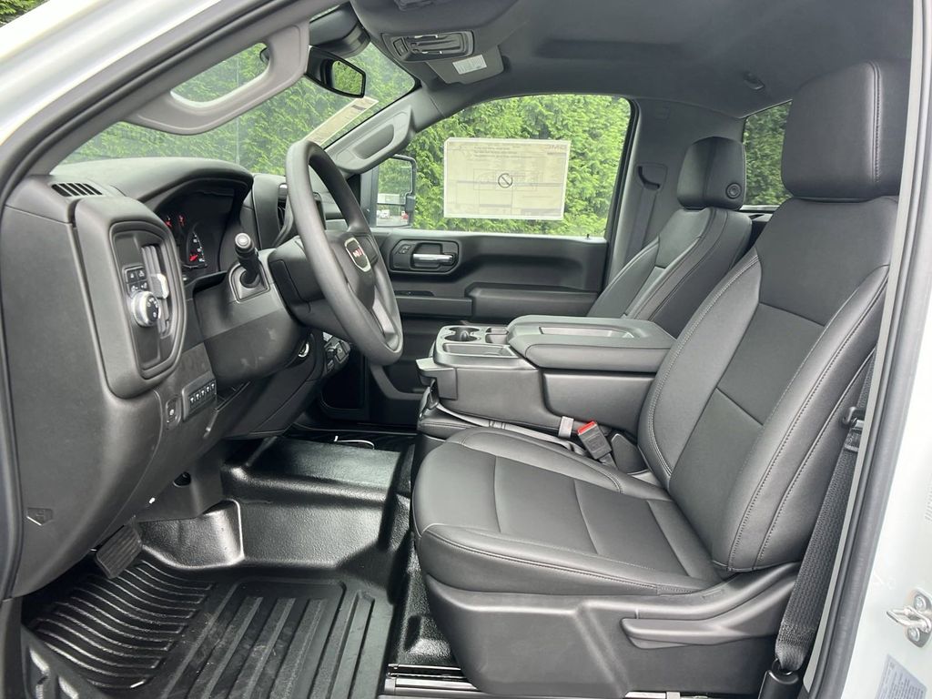 new 2024 GMC Sierra 3500HD car, priced at $42,678