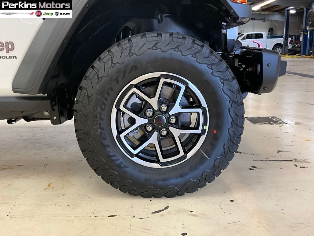 new 2025 Jeep Wrangler car, priced at $58,270