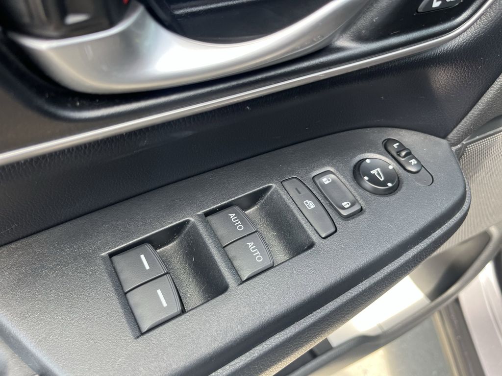 used 2018 Honda CR-V car, priced at $20,621