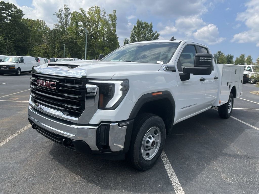 new 2024 GMC Sierra 2500HD car, priced at $43,778