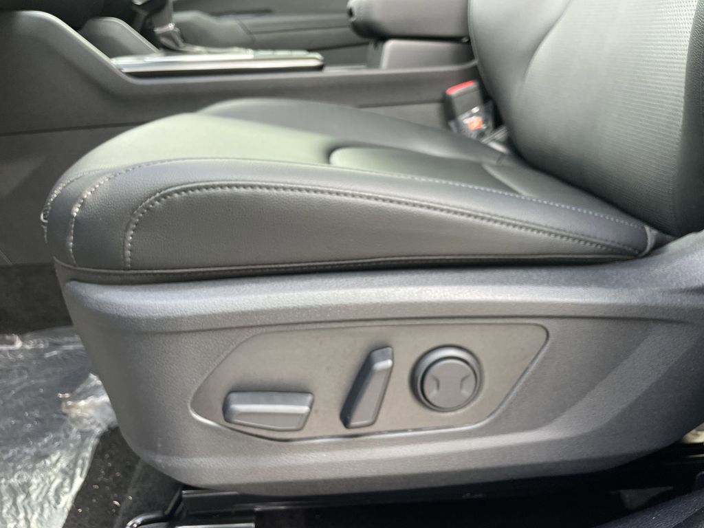 new 2026 Kia Sportage car, priced at $30,894