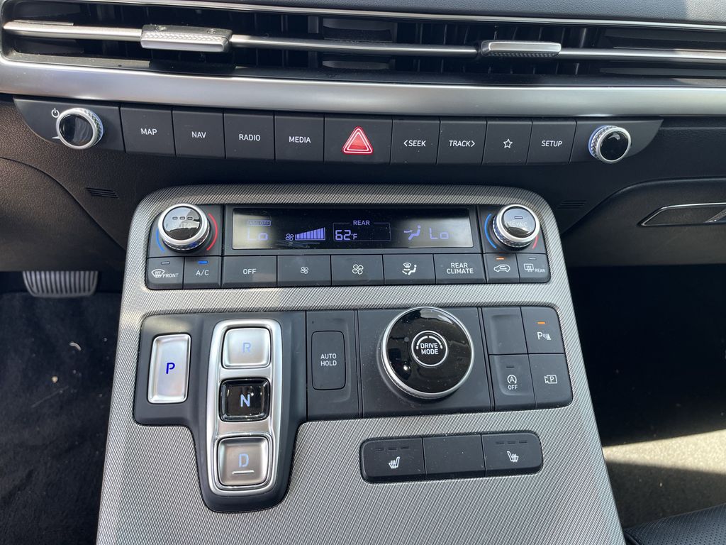 used 2024 Hyundai Palisade car, priced at $36,992