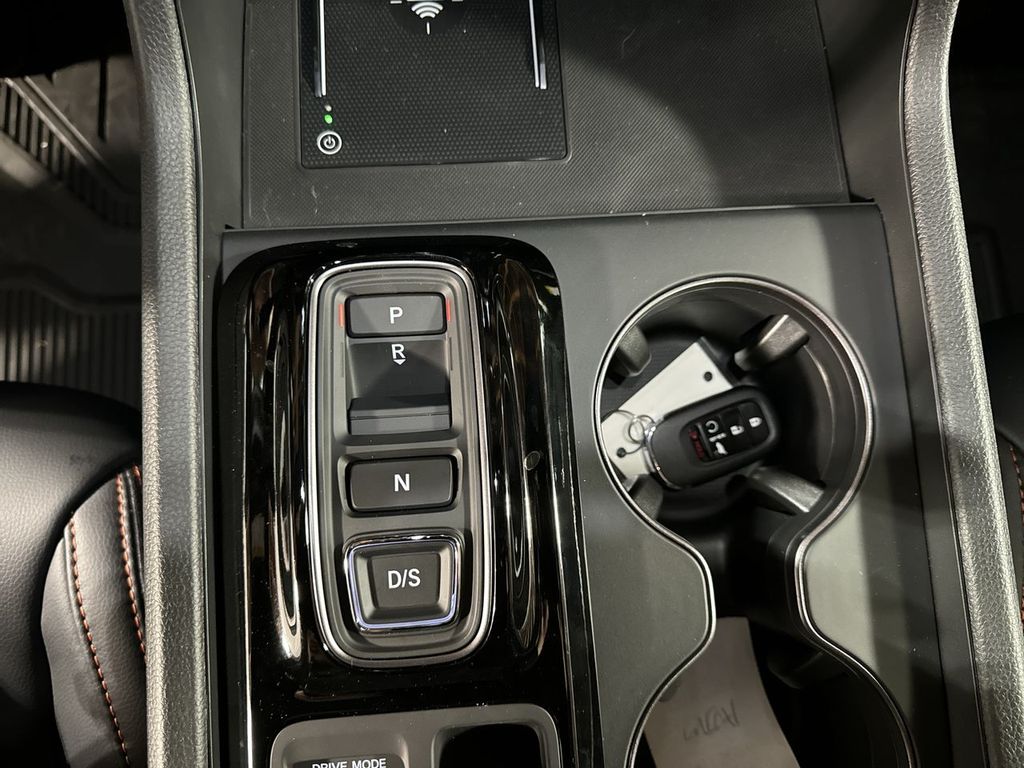 new 2025 Honda Pilot car, priced at $51,305