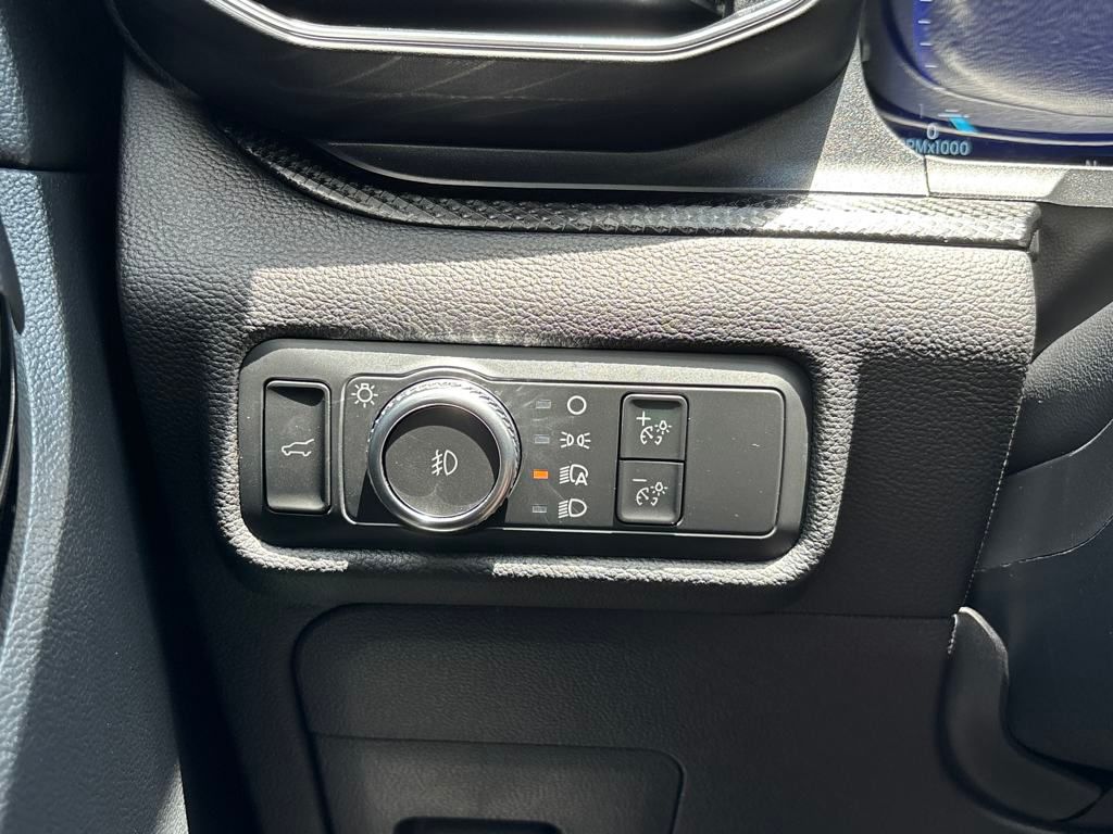 used 2022 Ford Explorer car, priced at $40,000