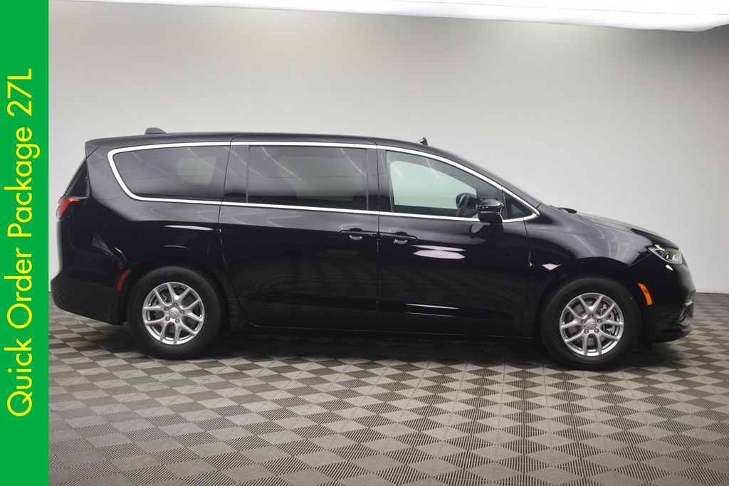new 2026 Chrysler Pacifica car, priced at $45,603