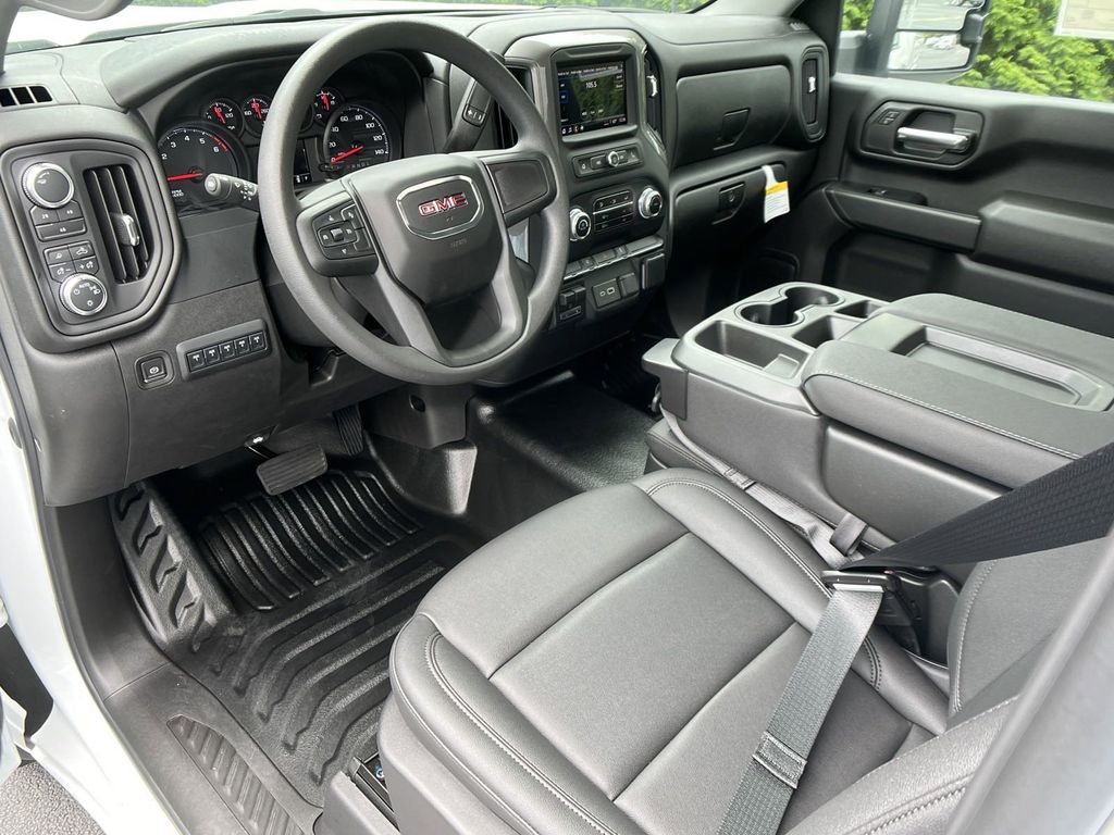 new 2024 GMC Sierra 2500HD car, priced at $44,778