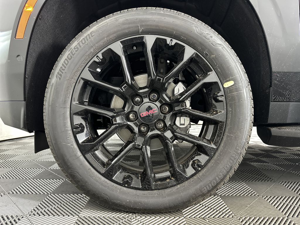 new 2025 GMC Yukon car, priced at $76,529