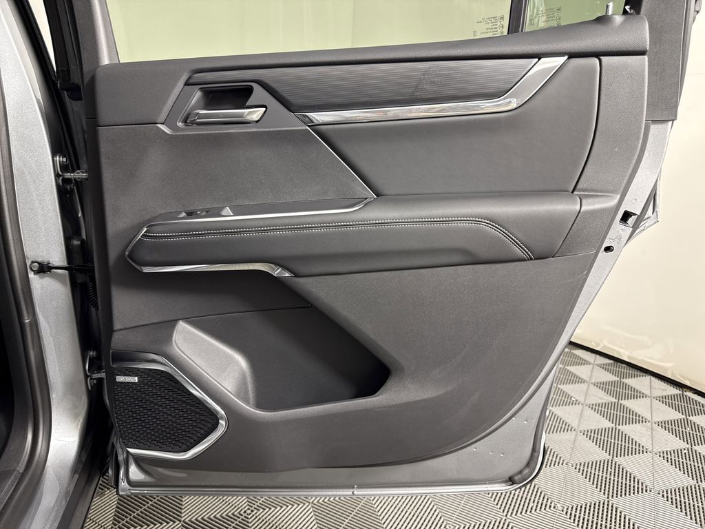 new 2025 GMC Acadia car, priced at $50,325