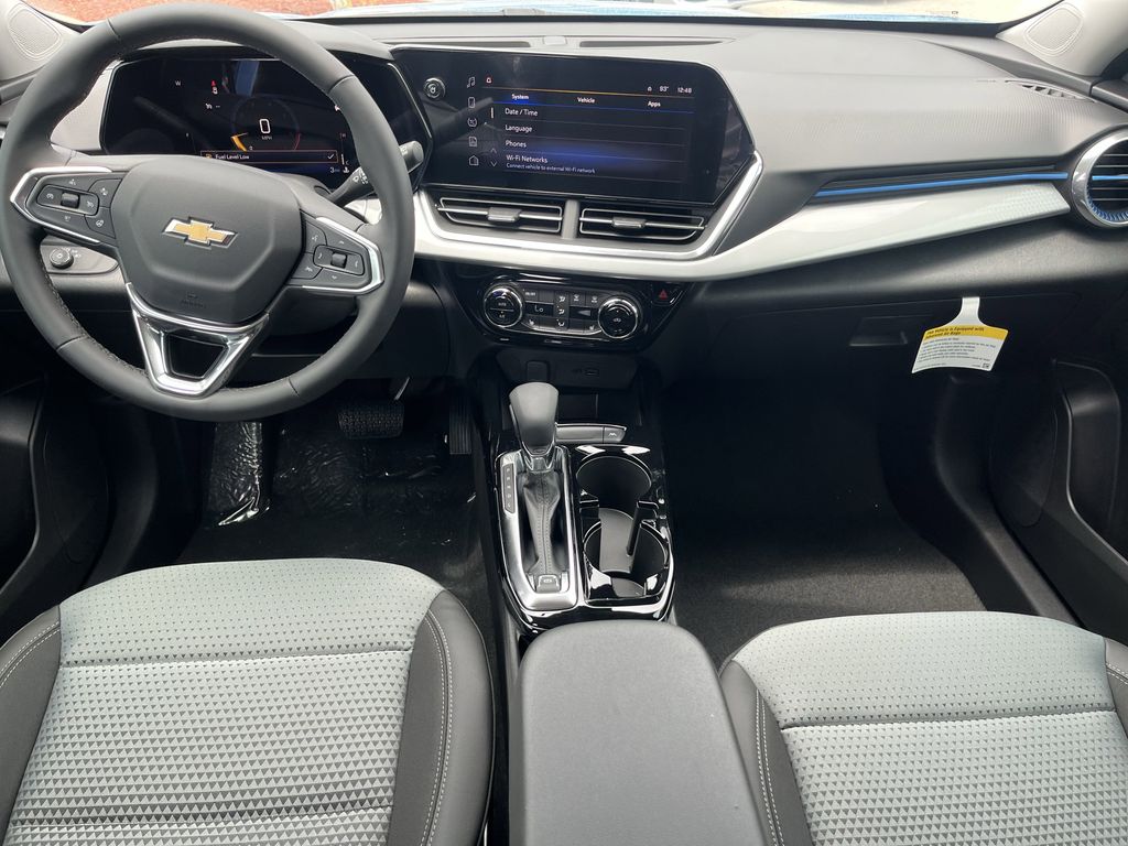 new 2025 Chevrolet Trax car, priced at $23,967