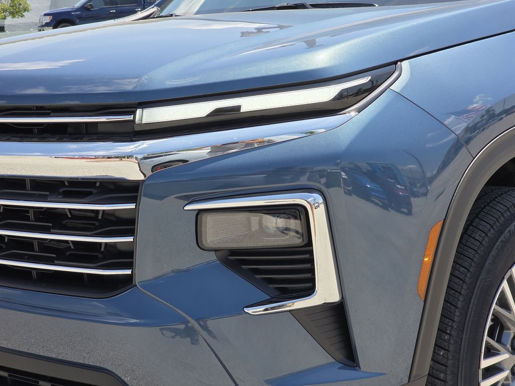 new 2025 Chevrolet Traverse car, priced at $43,066