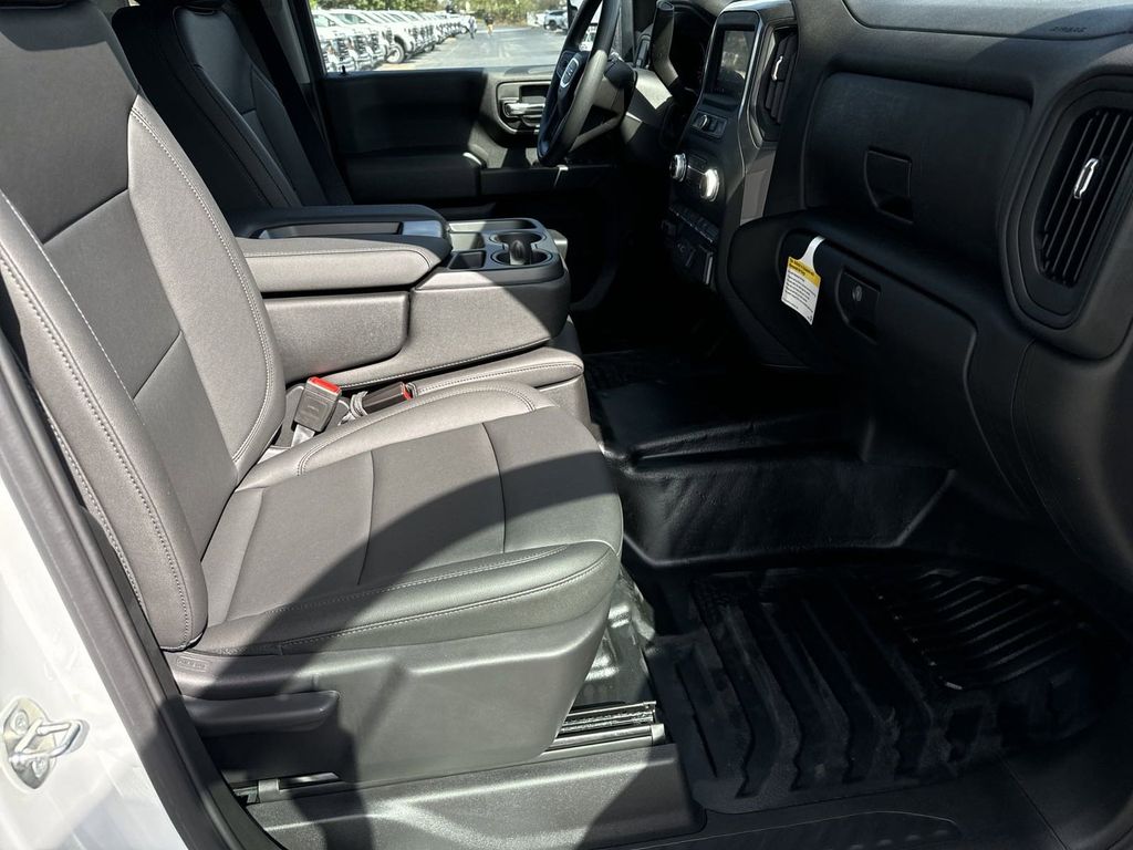 new 2024 GMC Sierra 2500HD car, priced at $46,133