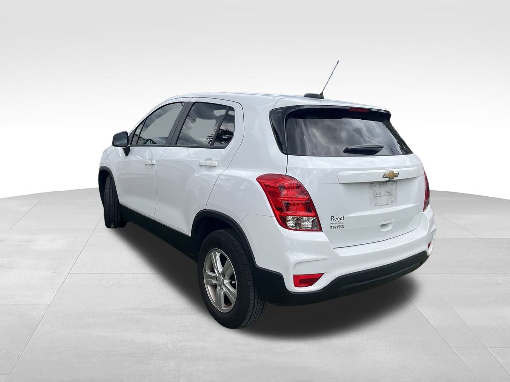 used 2022 Chevrolet Trax car, priced at $16,991