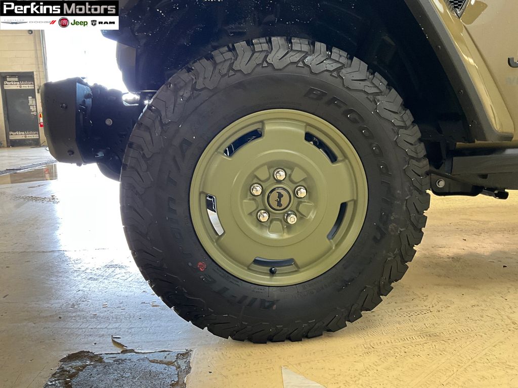 new 2025 Jeep Wrangler car, priced at $59,217